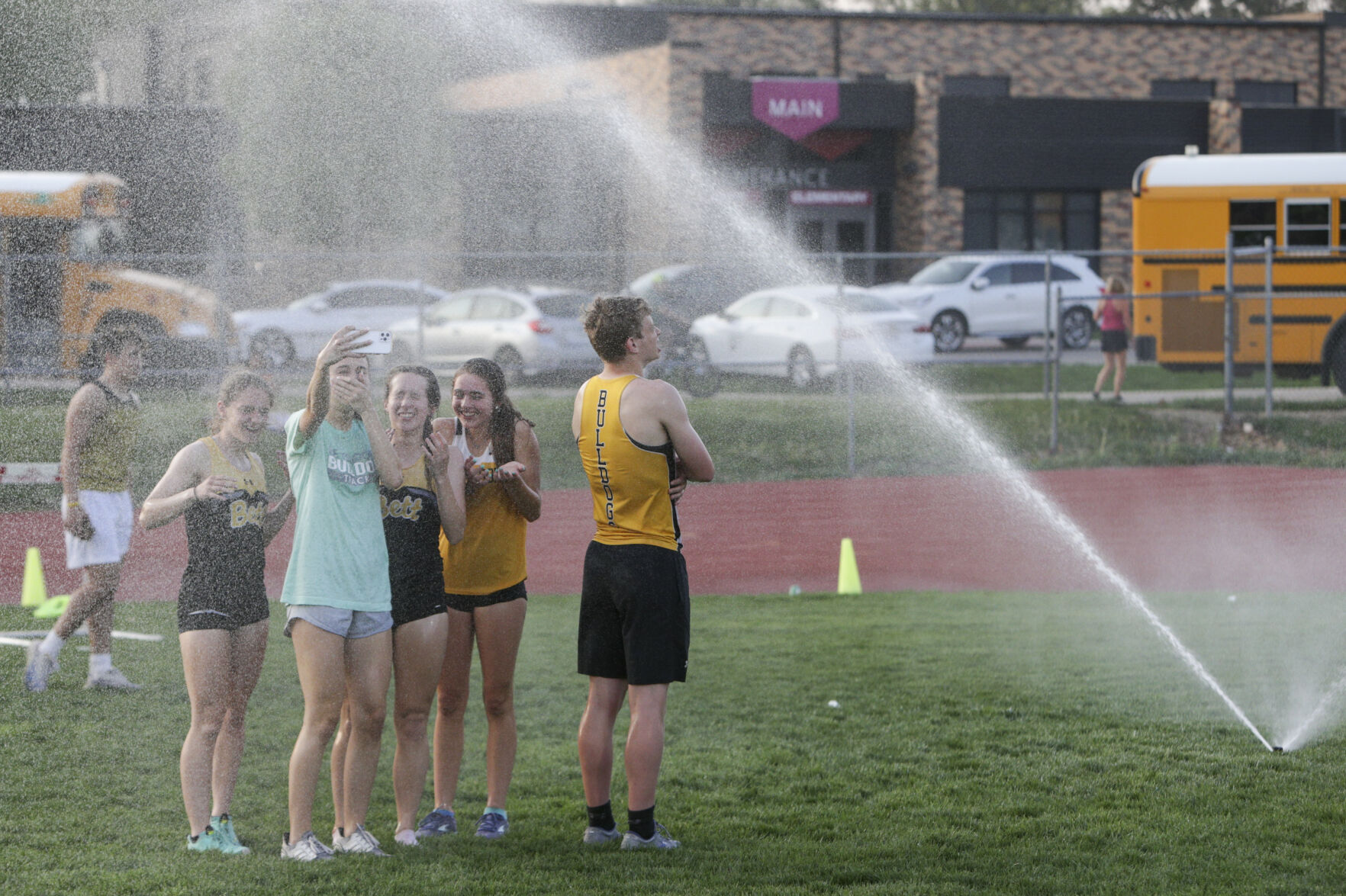 051222-qc-spt-district track-93.jpg